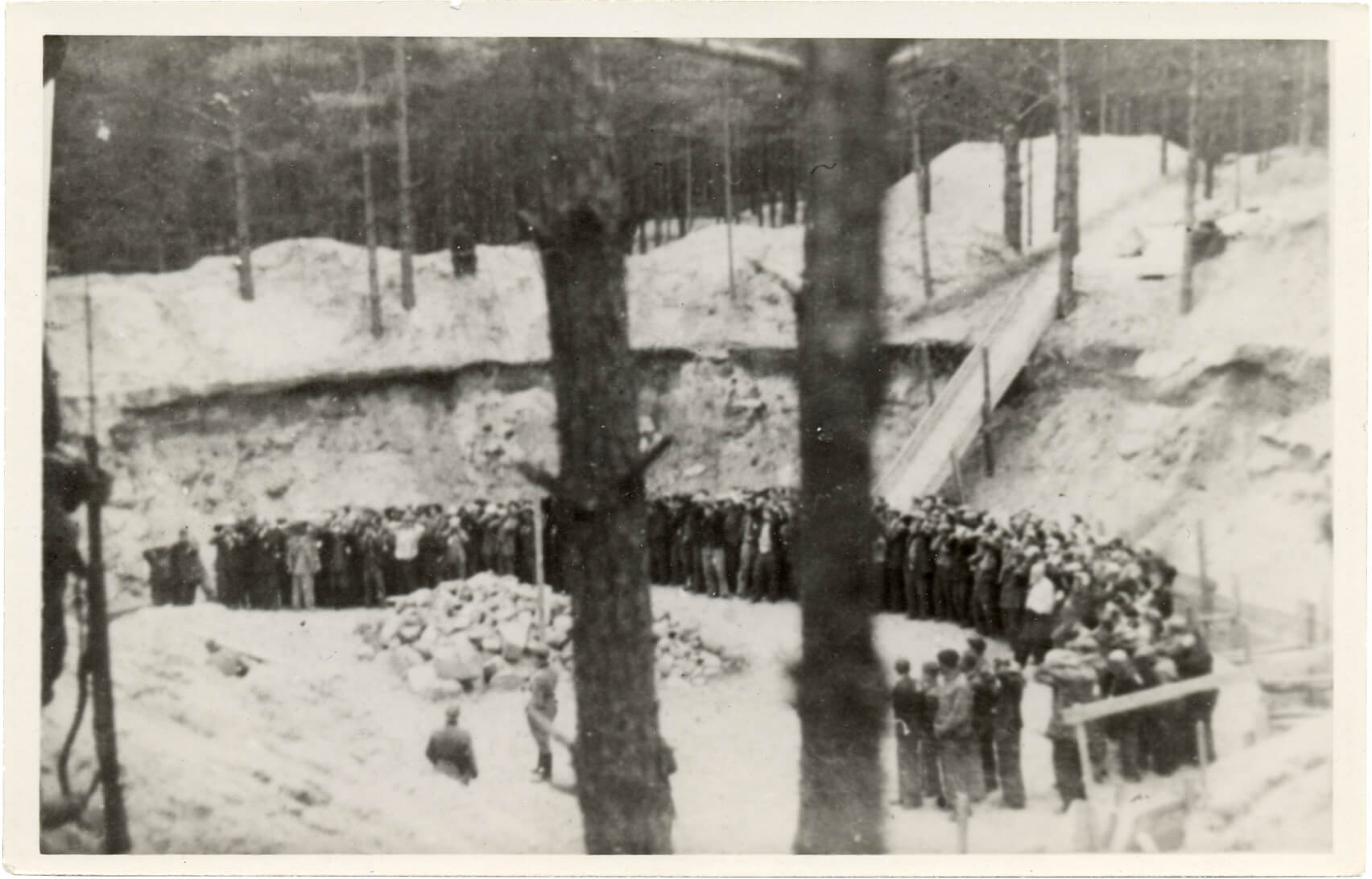 Jews assembled by Lithuanian militiamen