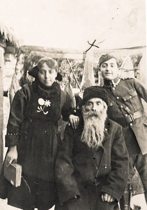 A Jewish soldier with his grandfather